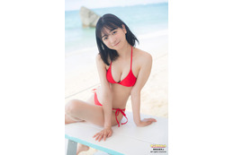 「ミスマガジン2023」今森茉耶、美谷間くっきり水着姿にドキッ 画像