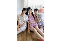 AKB48秋山由奈＆新井彩永＆八木愛月、美脚際立つお揃いパジャマ姿で集結＜独占カットあり＞ 画像