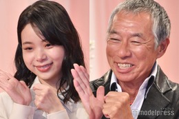 朝ドラ「ブギウギ」開脚＆笑顔の“インパクト大”ポーズは趣里提案“渾身の1枚”に柳葉敏郎も「日本一やで」＜ブギウギ＞ 画像