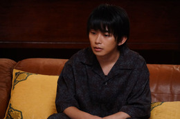 ＜最高の教師 1年後、私は生徒に■された 第8話＞相楽、鵜久森は「俺のせいで死んだ」発言の真相とは 画像