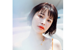 Netflix版「オオカミちゃんには騙されない」JU!iE、最終回の弾き語りシーンは「観るたびに感情的に」楽曲に込めた想いとは＜「Polaroid」独占コメント＞ 画像