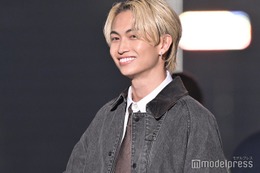 綱啓永、久々黒髪イメチェン 小宮璃央・BUDDiiS小川史記らからも好反応続々 画像