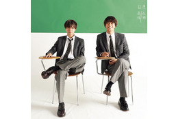 King ＆ Prince、制服姿で“先輩”に 悩みに答える 画像