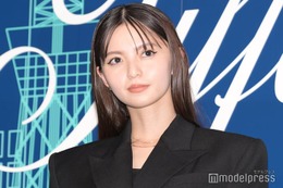齋藤飛鳥、ブラックアイラインで雰囲気ガラリ ティファニーレッドカーペット登場＜ティファニー表参道オープニングイベント＞ 画像