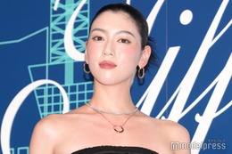 三吉彩花、ファーストダイヤを先日購入 オフショルダードレスで美デコルテ魅せ＜ティファニー表参道オープニングイベント＞ 画像