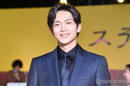 菅田将暉＆柴咲コウ、松下洸平の“変態”な部分を暴露 発端の“事件”明かす 画像
