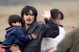 「VIVANT」ベキ（役所広司）＆憂助（堺雅人）親子、裏設定に視聴者涙「すれ違い」「出会えていれば」 画像