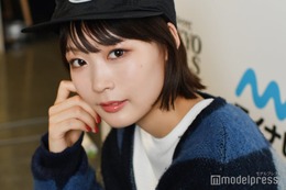 「オールナイトフジコ」現役女子大生・上杉真央「TGC」舞台裏インタビュー　夏は「TIF」コラボ水着撮影会でのスタイルも話題に 画像