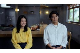 賀来賢人、出口夏希とCMで初共演 “憧れのパパ”への意気込みも語る 画像