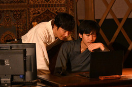 「VIVANT」最終回、日本モニターは山本（迫田孝也）＆新庄（竜星涼）以外にも存在 未だ謎の“2人”に疑いの声「続編に期待」 画像
