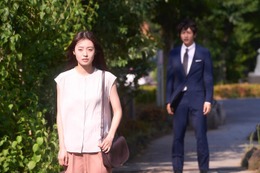 ＜癒やしのお隣さんには秘密がある 第12話＞藤子、仁科と再会 想いを再確認する 画像