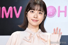 礒部花凜、初の水着＆ランジェリー撮影の心境語る 念願の1st写真集に感慨「自然体で臨めた」＜私めく＞ 画像