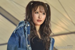 伊藤桃々、高めツインテール姿が可愛い キャミソールから美肩チラ見せ＜OKINAWA COLLECTION 2023＞ 画像