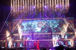 KAT-TUN、世界観詰め込んだライブツアー「Fantasia」Blu-ray＆DVD決定 マルチアングル・亀梨和也バースデーシーンなど収録 画像