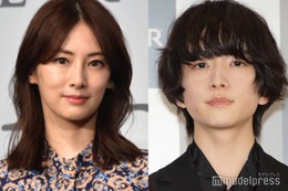 板垣李光人、北川景子との大河オフショット公開 “約ネバ”再会ショットに「エモい」の声 画像