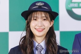 足立梨花、夫・TATSUと「あまちゃん」鑑賞で「聖地巡礼してみたい」新婚旅行の予定にも言及 画像