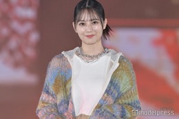 日向坂46小坂菜緒、表情の切り替えで魅了＜GirlsAward 2023 A／W＞ 画像