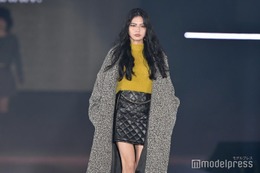 「オオカミちゃん」出演話題・ギャビー、モデルとしての貫禄放つ ニット×キルティングで冬らしく＜GirlsAward 2023 A／W＞ 画像