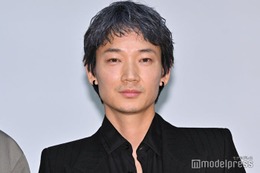 綾野剛“同期デビュー”柄本佑に圧倒される「マズいな…という感覚」 ＜花腐し＞ 画像