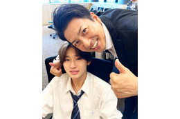 元テレ朝アナ富川悠太さん、ジュノンボーイ挑戦中の息子と2ショット「親子揃ってイケメン」「兄弟みたい」と反響続々 画像