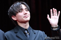 King ＆ Prince永瀬廉“まるでライブ”豪華ステージ登場で「踊りかけました」黄色い歓声浴びる＜法廷遊戯＞ 画像
