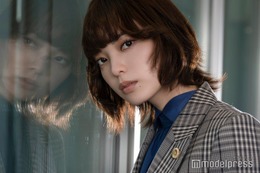 平手友梨奈の“夢を叶える秘訣”が一貫している理由 初共演・ムロツヨシは「愛情を感じます」＜「うちの弁護士は手がかかる」インタビュー＞ 画像