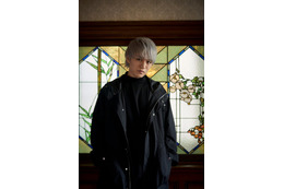 ジャニーズWEST神山智洋、ドラマ初単独主演 “見た目18歳、実年齢88歳”の吸血鬼探偵に＜白暮のクロニクル＞ 画像