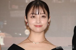 低身長の橋本環奈、キスシーンでの“工夫”明かす 画像
