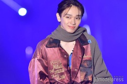 宮世琉弥、ランウェイにシークレット登場 開襟シャツで色気たっぷりオーラ放出＜TGC 北九州 2023＞ 画像