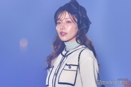 村瀬紗英、ミニスカで美脚魅せ キュートな目元に釘付け＜TGC 北九州 2023＞ 画像