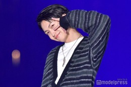 綱啓永、止まない歓声に照れ笑い ピースにキュン＜TGC 北九州 2023＞ 画像