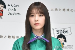 乃木坂46与田祐希、母との “親子撮り合い”ショットが話題「美人オーラがすごい」 画像