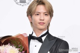 志尊淳、タキシード姿で登場「ゆくゆくは自分の結婚式とかで」 画像