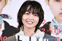 伊藤万理華、乃木坂46“個人PV”以降10年ぶり共演の俳優と再会2ショット「エモすぎる」「大人になった」反響続々 画像