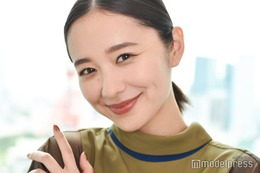 堀田真由、4度目共演・萩原利久との“純愛”は「甘酸っぱい」吉高由里子らから学んだ座長の心得とは<「たとえあなたを忘れても」インタビュー前編＞ 画像