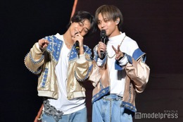 King ＆ Prince、新体制初の全国ツアーで日本初の挑戦 “誰も置いていかない”2人の愛と優しさ＜「King ＆ Prince LIVE TOUR 2023 ～ピース～」ライブレポート＞ 画像
