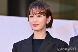 前田敦子、シックなロングドレス姿で輝き放つ＜第36回東京国際映画祭＞ 画像