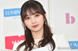 乃木坂46与田祐希、透けミニスカから美脚チラリ「可愛すぎ」「天才」反響続々 画像