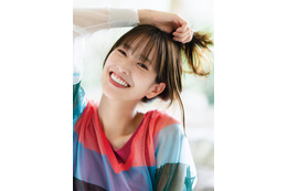 日向坂46佐々木久美、爽やかな笑顔にキュン「週マガ」初表紙 画像