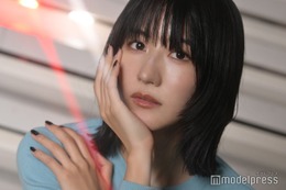 櫻坂46土生瑞穂、美肩ライン＆美ウエストに秘密 “8年間の証”フォトブックにこだわり＜「Destination」インタビュー前編＞ 画像