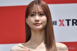 生見愛瑠「【推しの子】」ハマる 美デコルテ際立つヌーディードレスで登場 画像