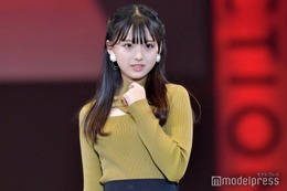 大型オーディションでグランプリの入江日奈子、デビュー8ヶ月で堂々ランウェイ＜札幌コレクション 2023 A／W＞ 画像