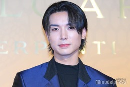 PENTAGON安達祐人、日本での再始動後初イベント サテンスーツでクールな色気＜ブルガリ セルペンティ展示会＞ 画像