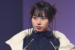 “TikTokフォロワー200万人”本望あやか、美ウエストチラリ 美脚も披露＜TGC teen 2023 Winter＞ 画像