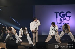 LIL LEAGUE、美声響かせファンうっとり クラップで会場一つに＜TGC teen 2023 Winter＞ 画像