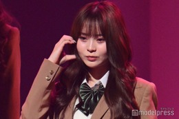 さくてぃん（さくら）、ミニスカ制服の美脚が眩しい＜TGC teen 2023 Winter＞ 画像