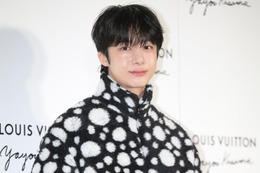 MONSTA Xヒョンウォン、入隊へ SEVENTEENジョンハンは“坊主姿”をロック画面に 画像