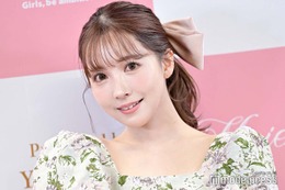 三上悠亜、ミニ丈トップスでウエスト大胆披露「可愛すぎる」「くびれが美しい」の声 画像