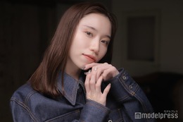 ばんばんざい・みゆ、美デコルテのぞく“肩出しショット”に「可愛すぎる」「スタイル憧れ」と反響 画像