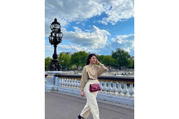 松嶋菜々子、5年ぶり渡仏 日本のテレビ初公開の場所へ 画像